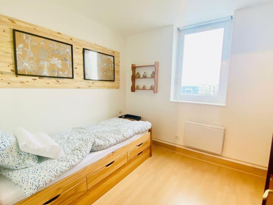 Appartement Renove Et Lumineux. 칼라이스 외부 사진