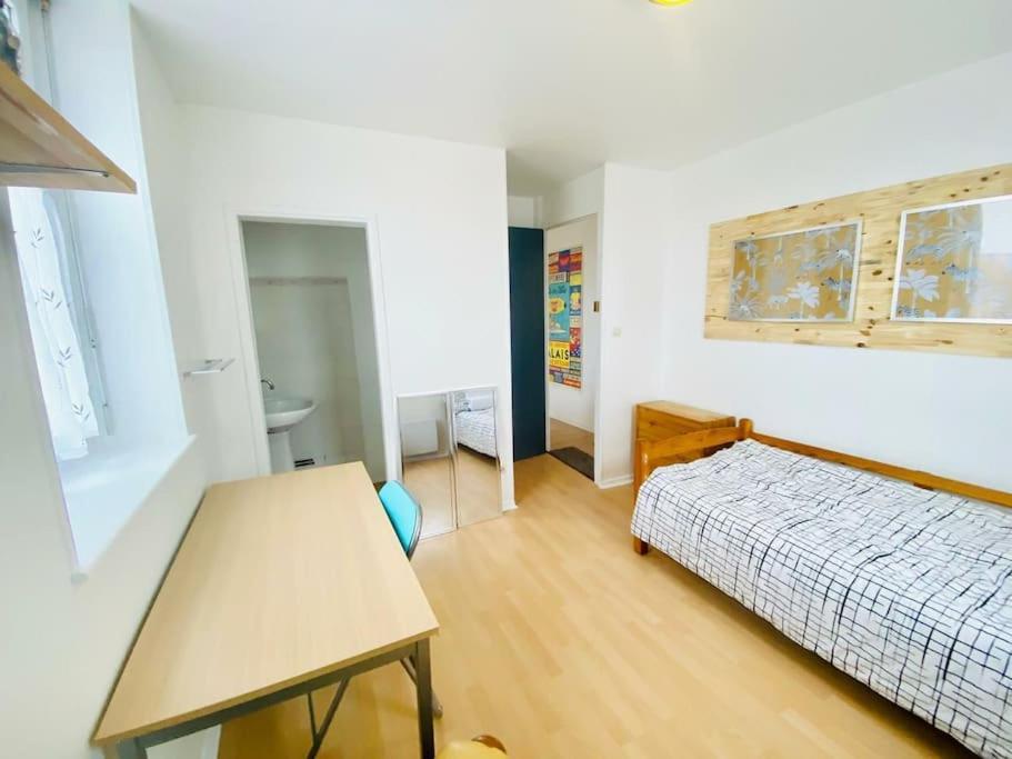 Appartement Renove Et Lumineux. 칼라이스 외부 사진