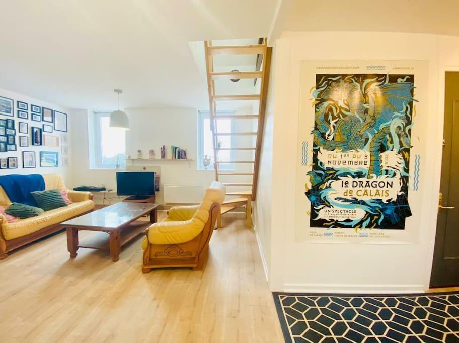 Appartement Renove Et Lumineux. 칼라이스 외부 사진