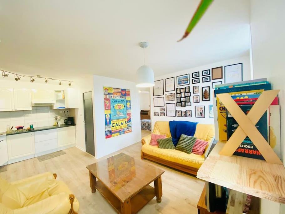 Appartement Renove Et Lumineux. 칼라이스 외부 사진